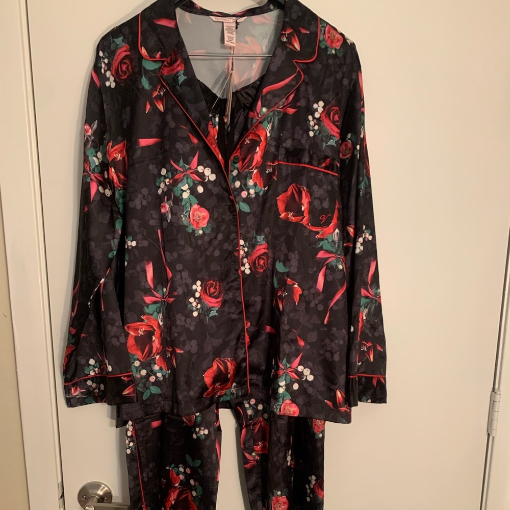 PJs’/Lounge Wear by Victoria Secret!